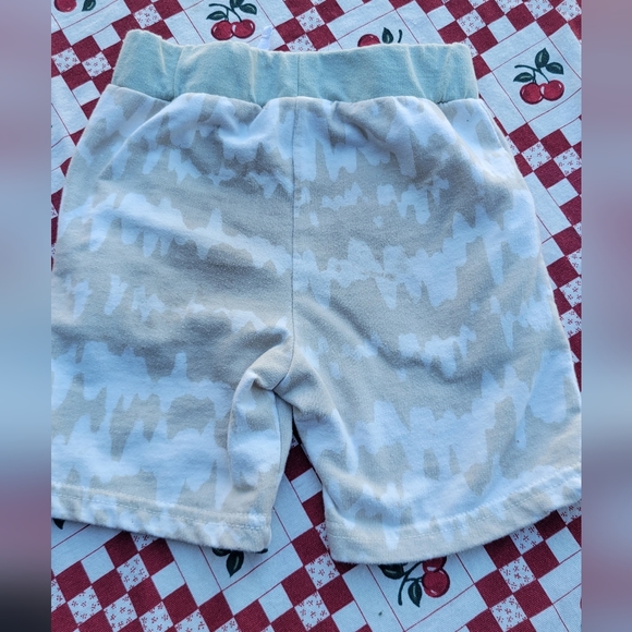 Star Wars Baby Yoda shorts - Picture 4 of 4